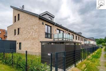 Erstklassige OG- Whg. über zwei Etagen mit traumhafter Dachterrasse in Oldenburg !, 26131 Oldenburg, Etagenwohnung