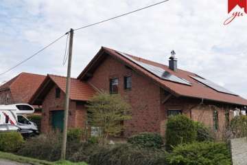 Stilvolles Einfamilienhaus zum Wohlfühlen in ruhiger Lage mit PV-Anlage und Wärmepumpe., 26624 Südbrookmerland, Einfamilienhaus