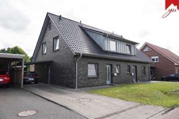 Moderne und geräumige Doppelhaushälfte in schöner Siedlungslage!, 26605 Aurich, Doppelhaushälfte