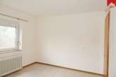Schlafzimmer Bild III - Gemütliche Dachgeschosswohnung für Singles in Aurich!