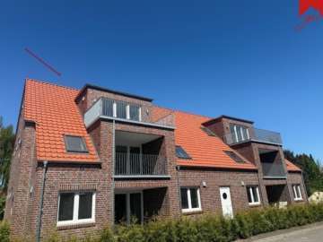 Einladende Dachgeschosswohnung mit schicker Einbauküche in zentraler Lage von Esens!, 26427 Esens, Dachgeschosswohnung