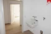 HWR mit Waschmaschinenanschluss - Sonnige Obergeschosswohnung im schicken Neubau mit Fahrstuhl! Für Mieter mit WBS.