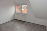 Zimmer I Bild II (vor Einzug des jetzigen Mieters) - Tolle Obergeschosswohnung mit viel Platz mitten in Werdum