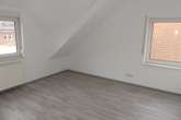Zimmer I (vor Einzug des jetzigen Mieters) - Tolle Obergeschosswohnung mit viel Platz mitten in Werdum
