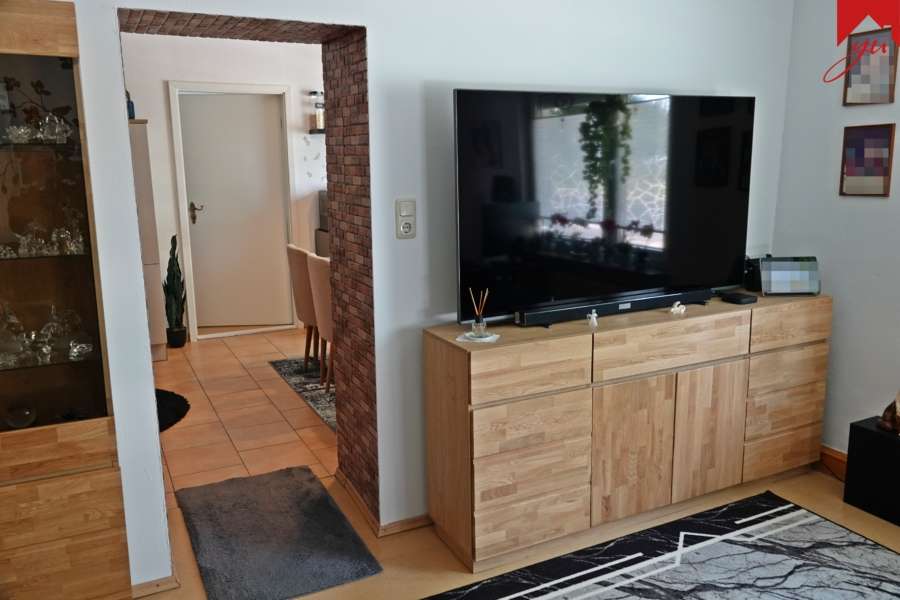 Wohnzimmer in der Einliegerwohnung Bild II