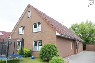 Eine geräumige Obergeschoss- Wohnung in Südbrookmerland- Theene, 26624 Südbrookmerland, Dachgeschosswohnung