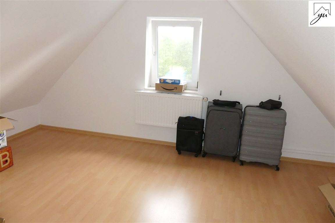 Zimmer im Dachgeschoss Bild I