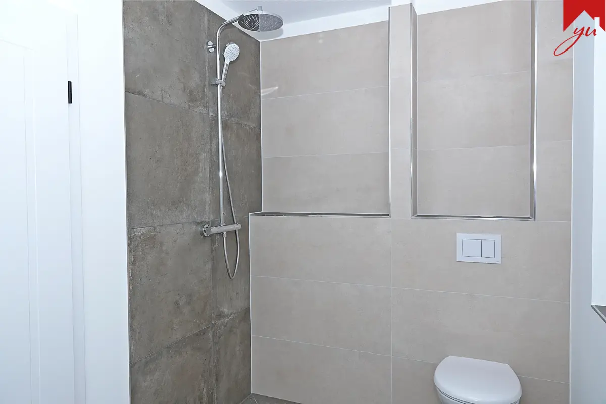 Badezimmer I
