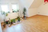 Wohnzimmer Bild I - Geräumige Drei- Zimmer Obergeschosswohnung in ruhiger Lage von Wallinghausen