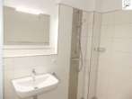 Badezimmer I - 3- Zimmer Sozialwohnung im EG eines schicken Neubau.