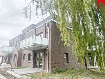 Schöne und moderne Penthousewohnung in unmittelbarer Nähe zur Innenstadt!, 26603 Aurich, Penthousewohnung