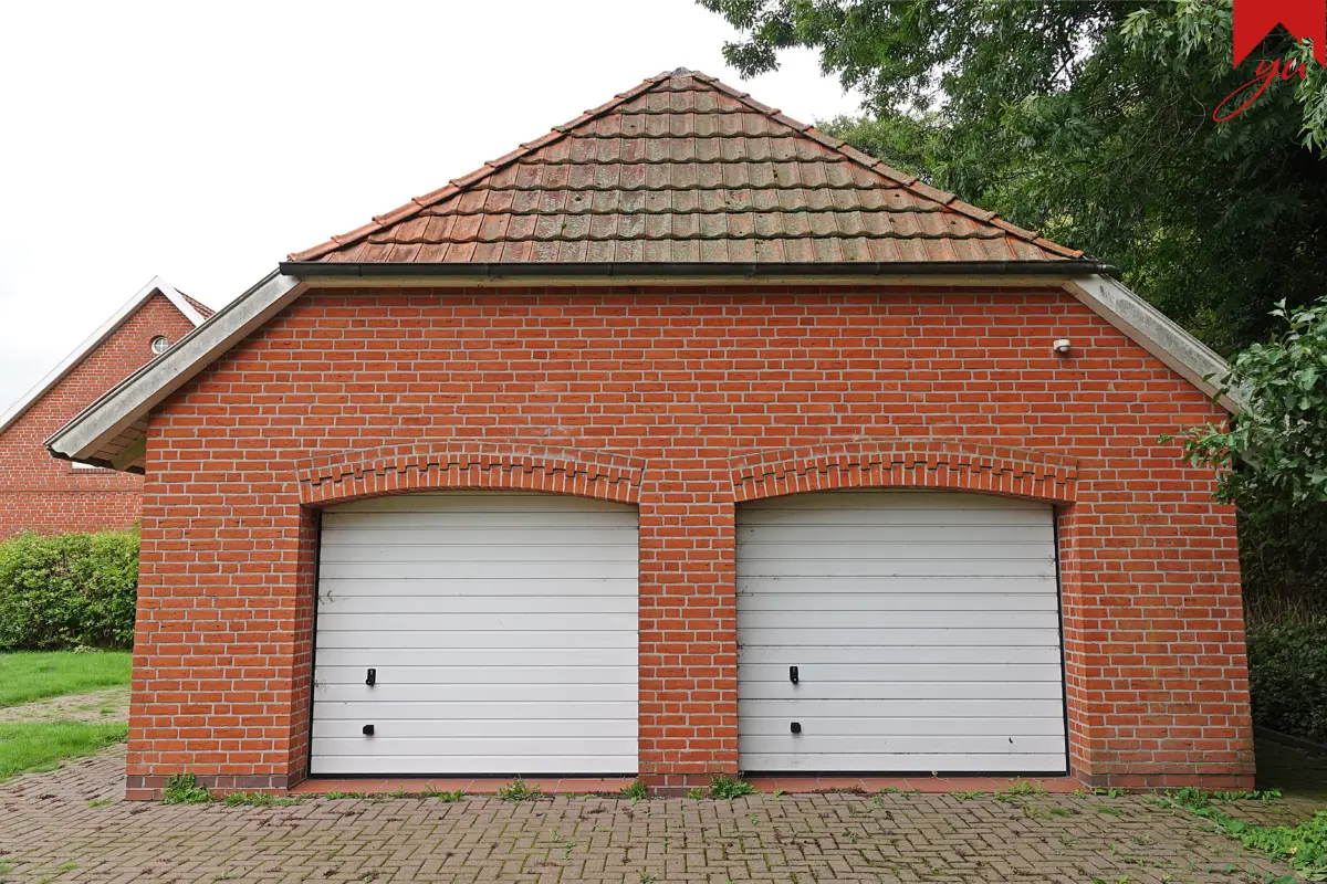 Außenansicht Doppelgarage
