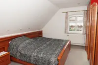 Geräumiges Schlafzimmer