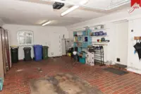 Garage Bild II