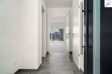 Neubau- Erstbezug! Moderne Reihenhauswohnung über drei Etagen in Oldenburg- Eversten, 26131 Oldenburg, Etagenwohnung