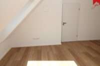 Schlafzimmer Bild III