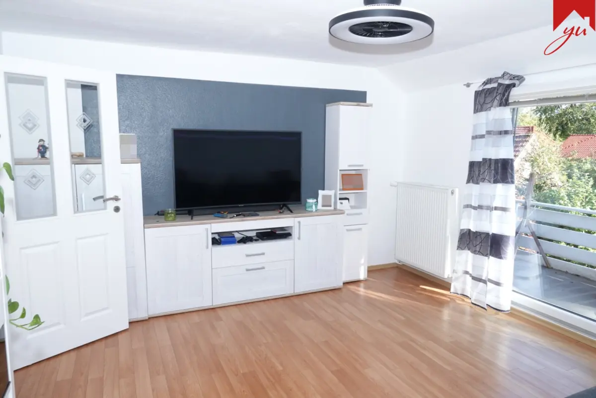 Wohnzimmer Bild 1