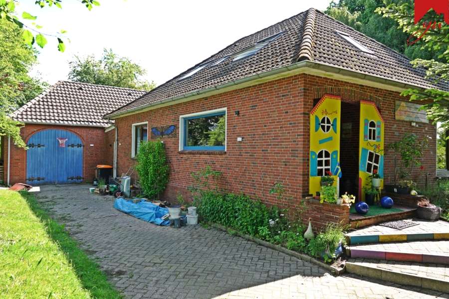 Uriger Bungalow im Grünen!