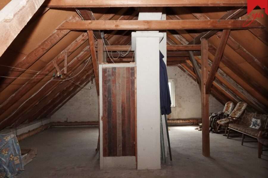 Dachboden Bild III