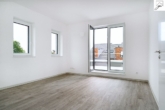 Zimmer im DG - Erstklassige OG- Whg. über zwei Etagen mit traumhafter Dachterrasse in Oldenburg !