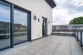 Dachterrasse I - Erstklassige OG- Whg. über zwei Etagen mit traumhafter Dachterrasse in Oldenburg !