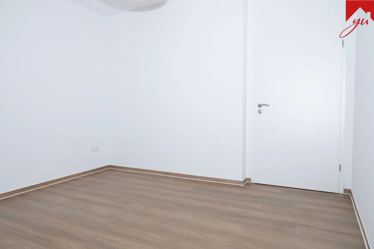 Schlafzimmer Bild 2
