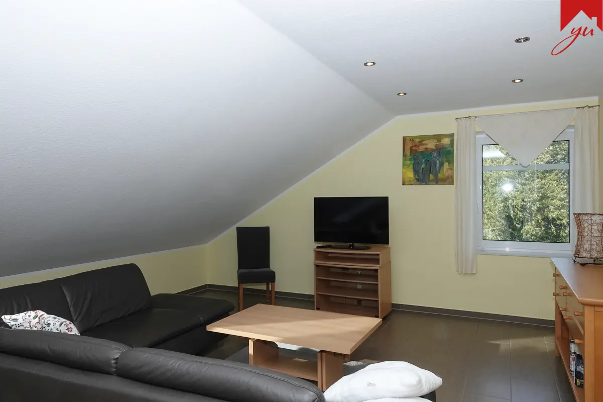 Wohnzimmer Bild 2