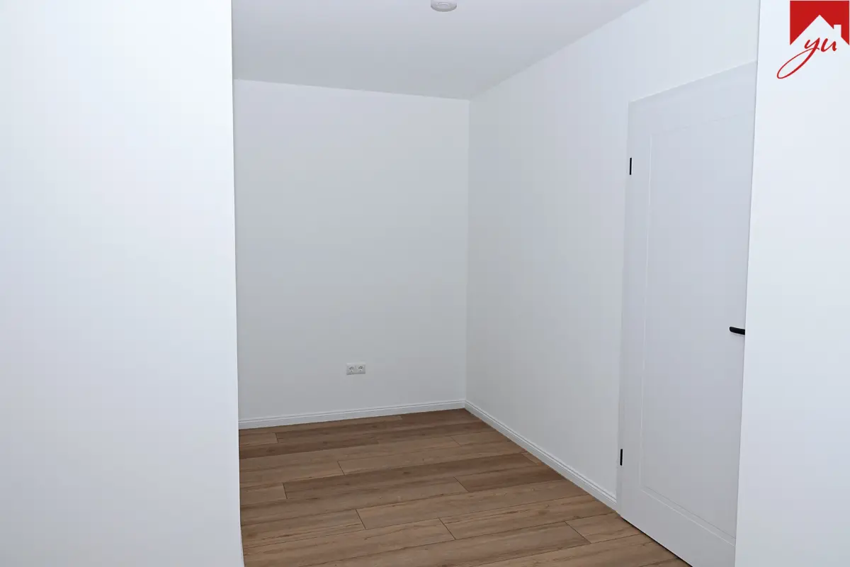 Schlafzimmer Bild III