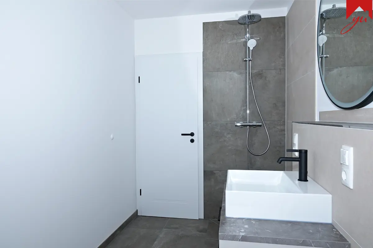 Badezimmer Bild II