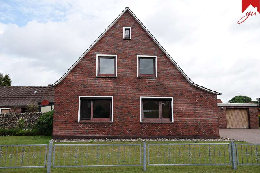 Außenansicht Straßenseite IV