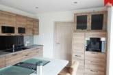 Küche mit EBK - Moderne Doppelhaushälfte mit hochwertiger Einbauküche zum Wohlfühlen in Eversmeer!