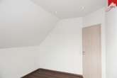 Büro/ Gästezimmer Bild II - Moderne Doppelhaushälfte mit hochwertiger Einbauküche zum Wohlfühlen in Eversmeer!