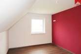 Schlafzimmer - Moderne Doppelhaushälfte mit hochwertiger Einbauküche zum Wohlfühlen in Eversmeer!