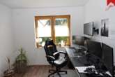 zweites Büro Bild II (Erdgeschoss) - Hochwertiges, ansprechendes Ein-/ Zweifamilienhaus mit PV- und Solaranlage in Dornum- Schwittersum!