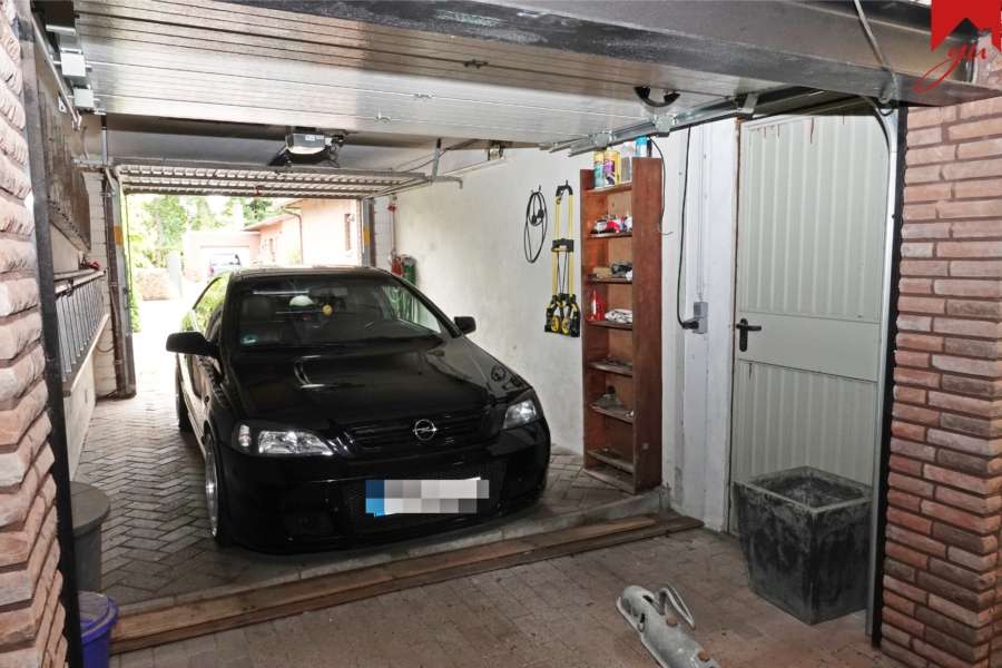 Doppelgarage