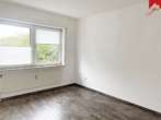 Schlafzimmer - Geräumige Etagenwohnung in guter Lage zur Auricher Innenstadt!