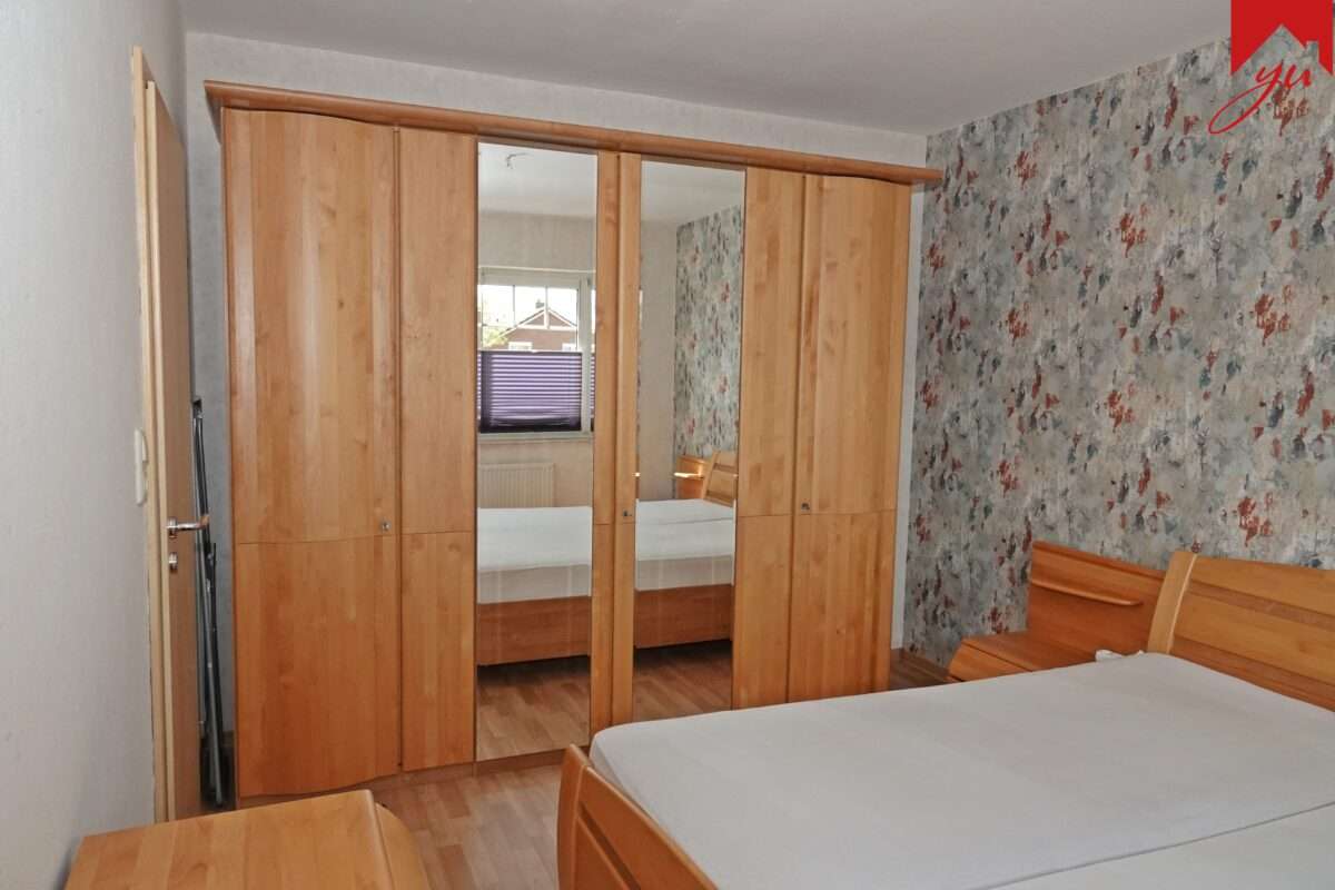 Schlafzimmer Bild II