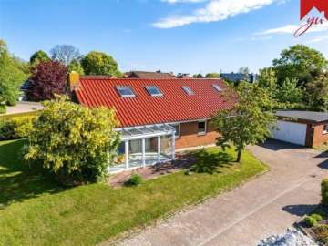 Ein Haus der vielen Möglichkeiten im Ortskern von Westerholt, 26556 Westerholt , Ostfriesl, Einfamilienhaus