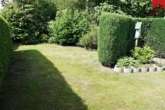 Garten Bild II - Liebevoll gepflegtes Einfamilienhaus mit wunderschön angelegtem Garten in Simonswolde