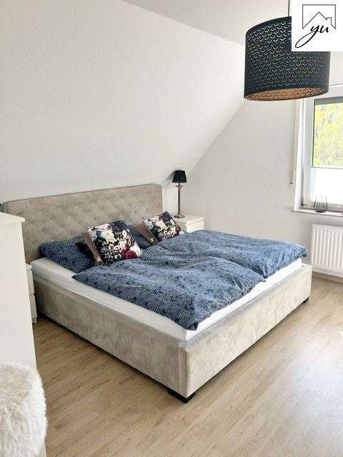 OG links: Schlafzimmer