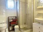 Badezimmer des Erweiterungsbaus - Gepflegtes Einfamilienhaus mit einem Erweiterungsbau und viel Potenzial in eingewachsener Siedlungslage von Utarp