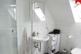Badezimmer Bild II - Renovierte Singlewohnung zum Wohlfühlen unweit der Auricher Innenstadt!