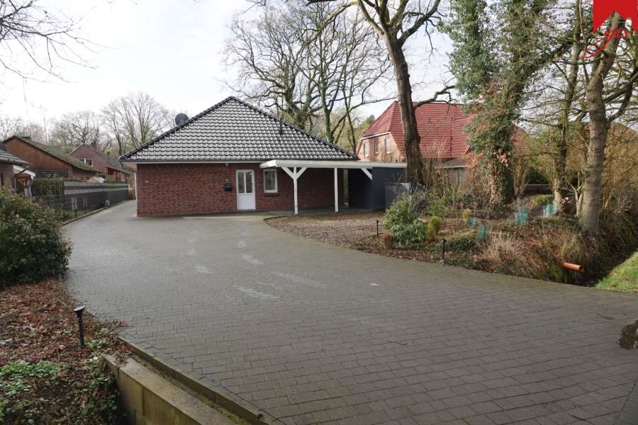 Straßenansicht