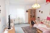 Wohnbereich Bild II - Barrierearme Obergeschosswohnung mit Fahrstuhl für Einzelpersonen ab dem 60. Lebensjahr in optimaler Innenstadtlage.