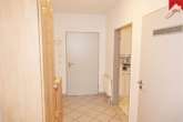 Wohnungseingangsbereich - Barrierearme Obergeschosswohnung mit Fahrstuhl für Einzelpersonen ab dem 60. Lebensjahr in optimaler Innenstadtlage.