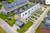 Drohnenaufnahme - Geräumige und hochwertige Erdgeschosswohnung mit Garten im Neubaugebiet von Oldenburg- Eversten!