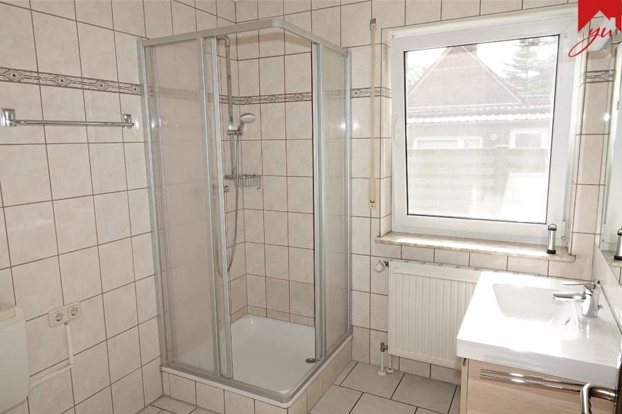 Badezimmer mit Dusche
